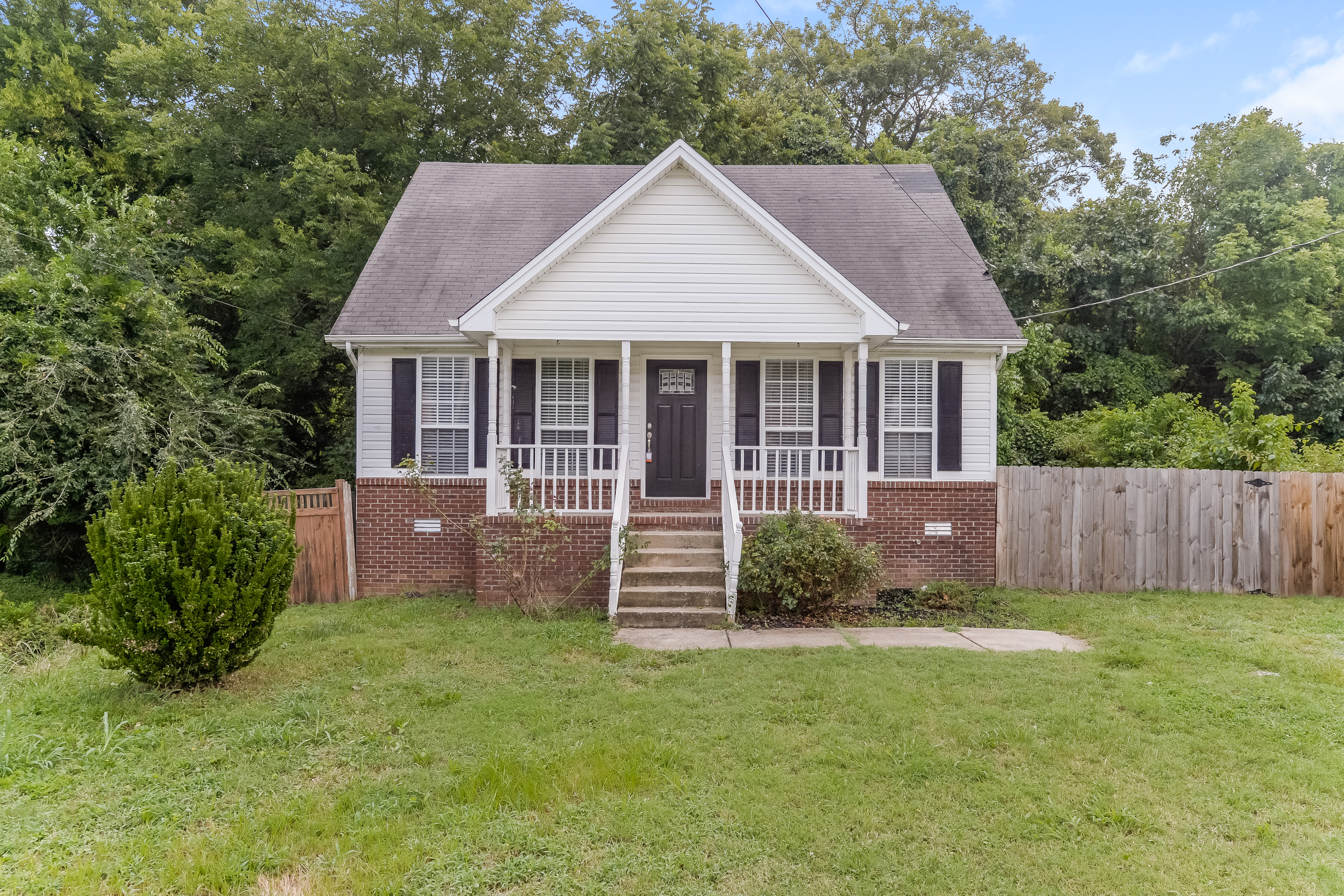 1512 Heritage View Blvd Madison, TN 37115